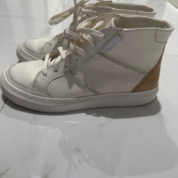 UGG High-Top Sneakers White Leather Womens 9.5 - Picture 1 of 6